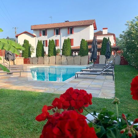 Hotel Restaurant Txistulari Itxassou Luaran gambar