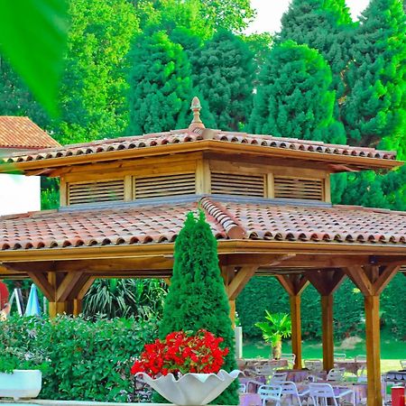 Hotel Restaurant Txistulari Itxassou Luaran gambar