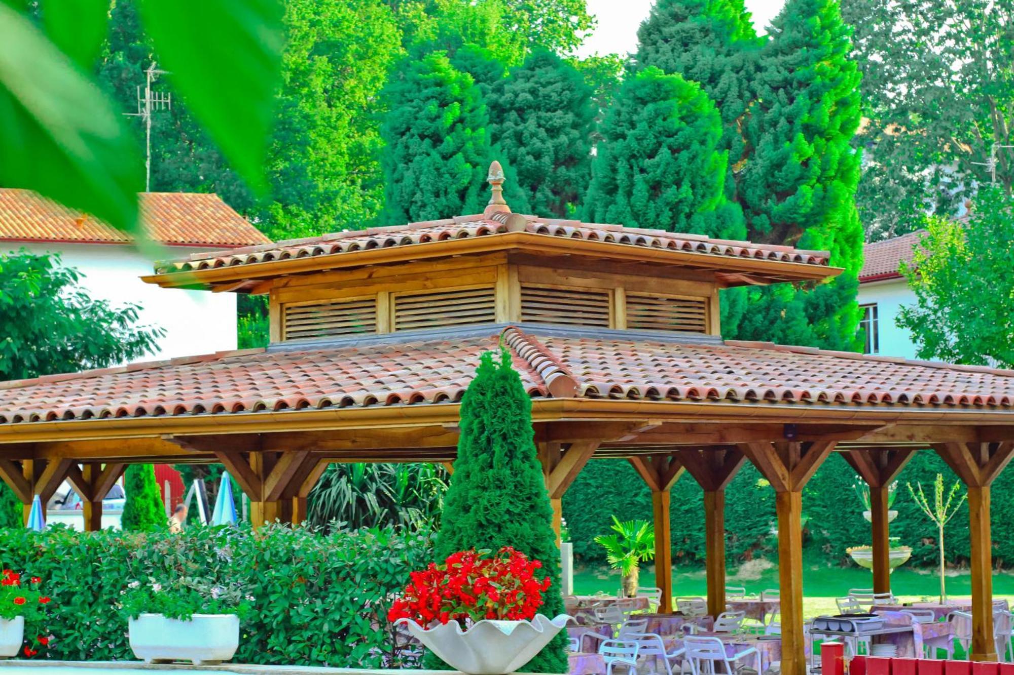 Hotel Restaurant Txistulari Itxassou Luaran gambar